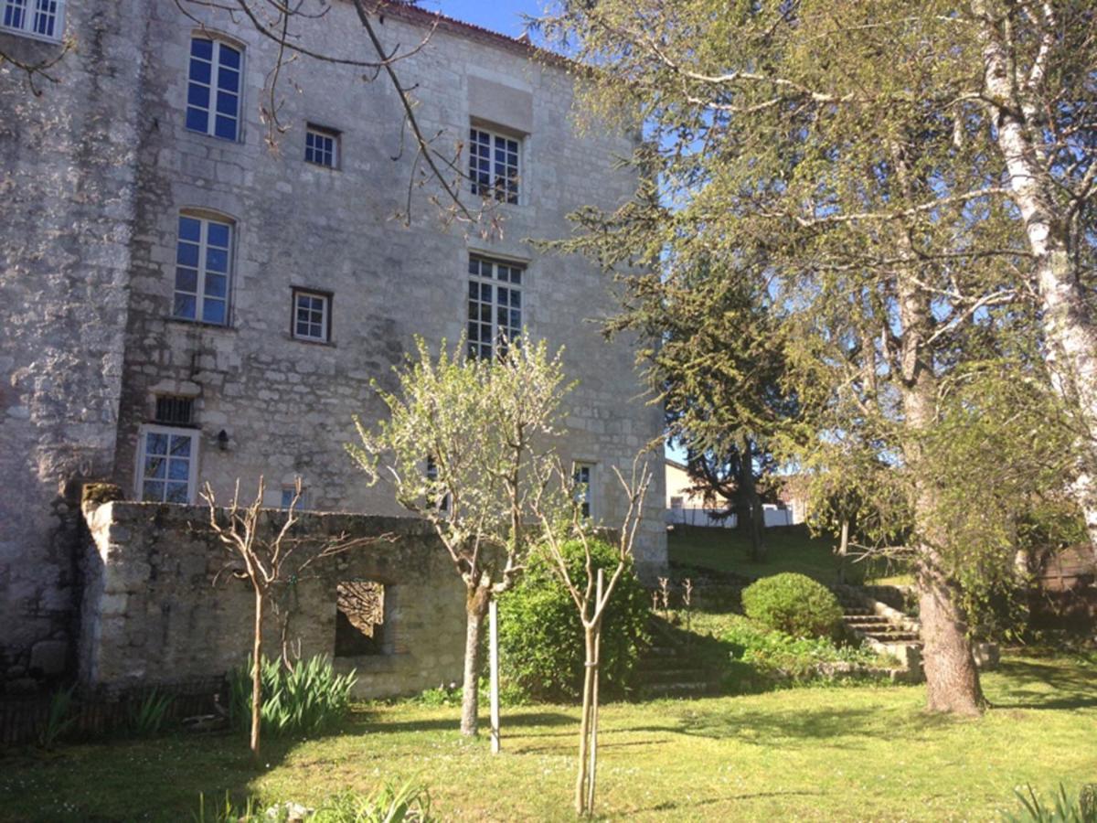 Chateau De Bouniagues Exterior photo
